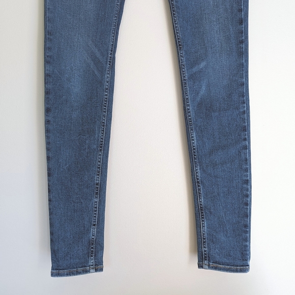 Levi's 710 Super Skinny Jeans Medium Blue Wash - Picture 9 of 13